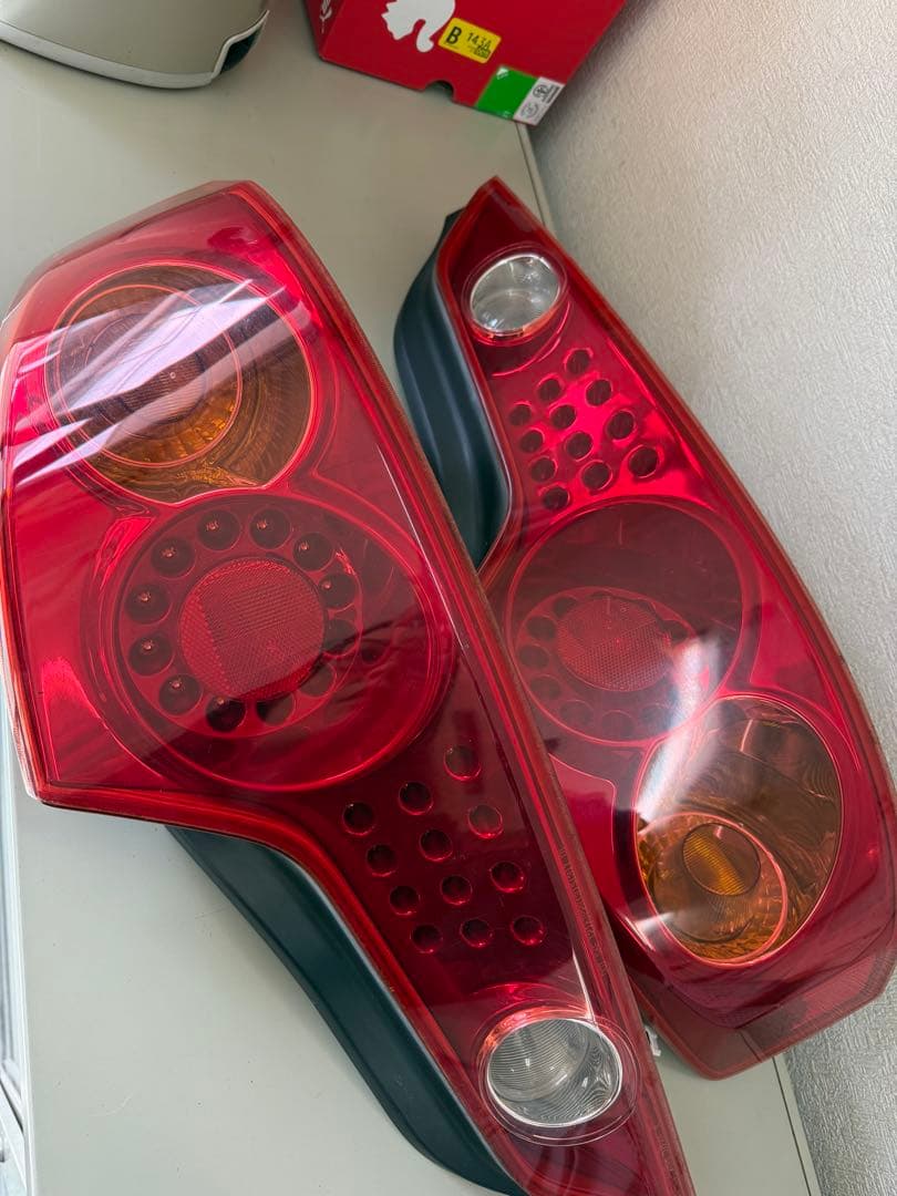 G35 スカイラインクーペ 前期 純正テールライト