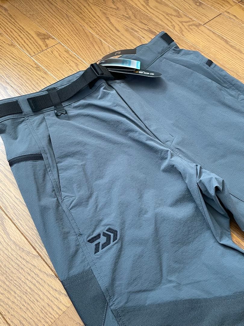 【新品タグ付き】ダイワ ブッシュパンツ Lサイズ
