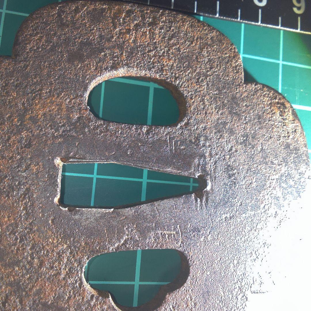 小物１ 花弁型 鉄製 鍔(つば) 錆色