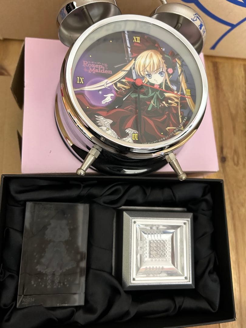 ローゼンメイデン プレミアムクリスタル 雛苺 音声入り目覚まし時計 真紅 翠星石