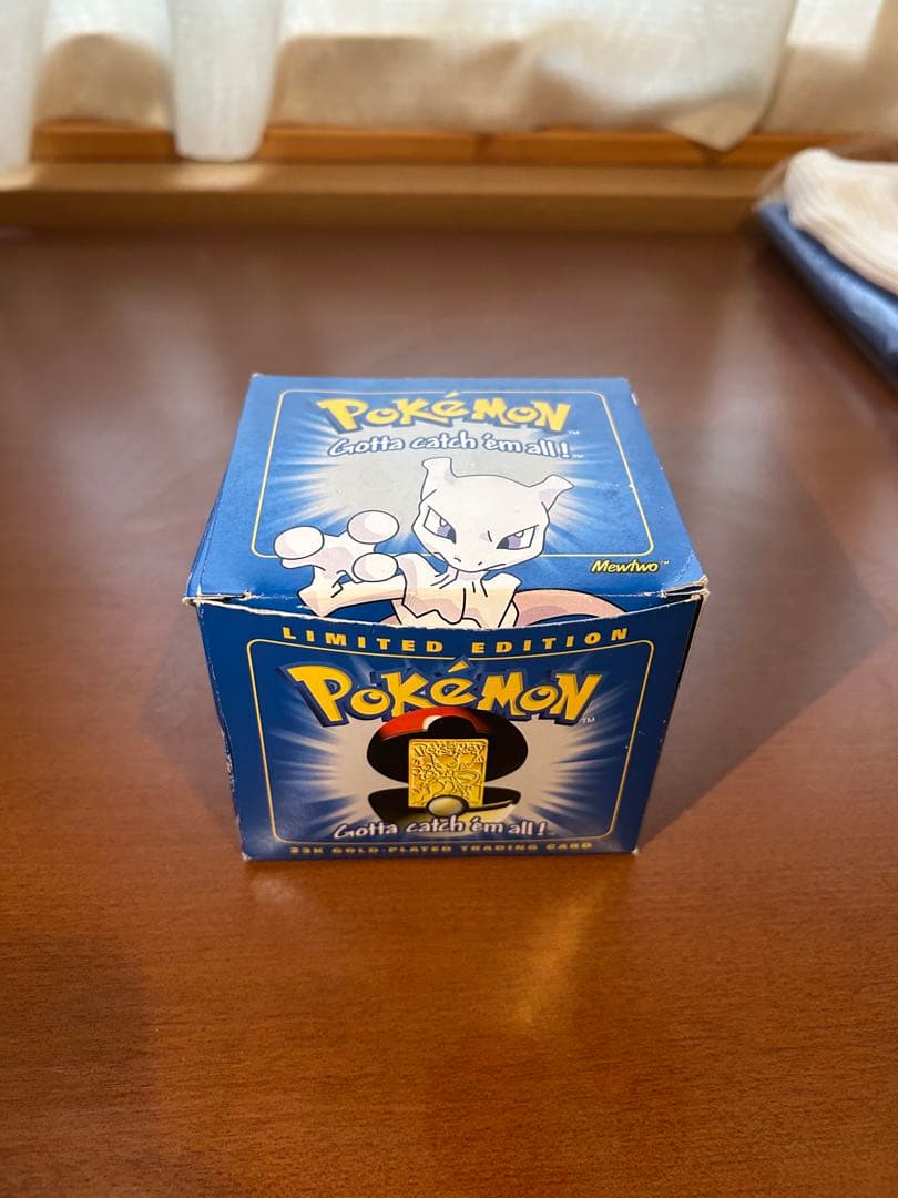 ポケモン金メッキミュウツー 限定版