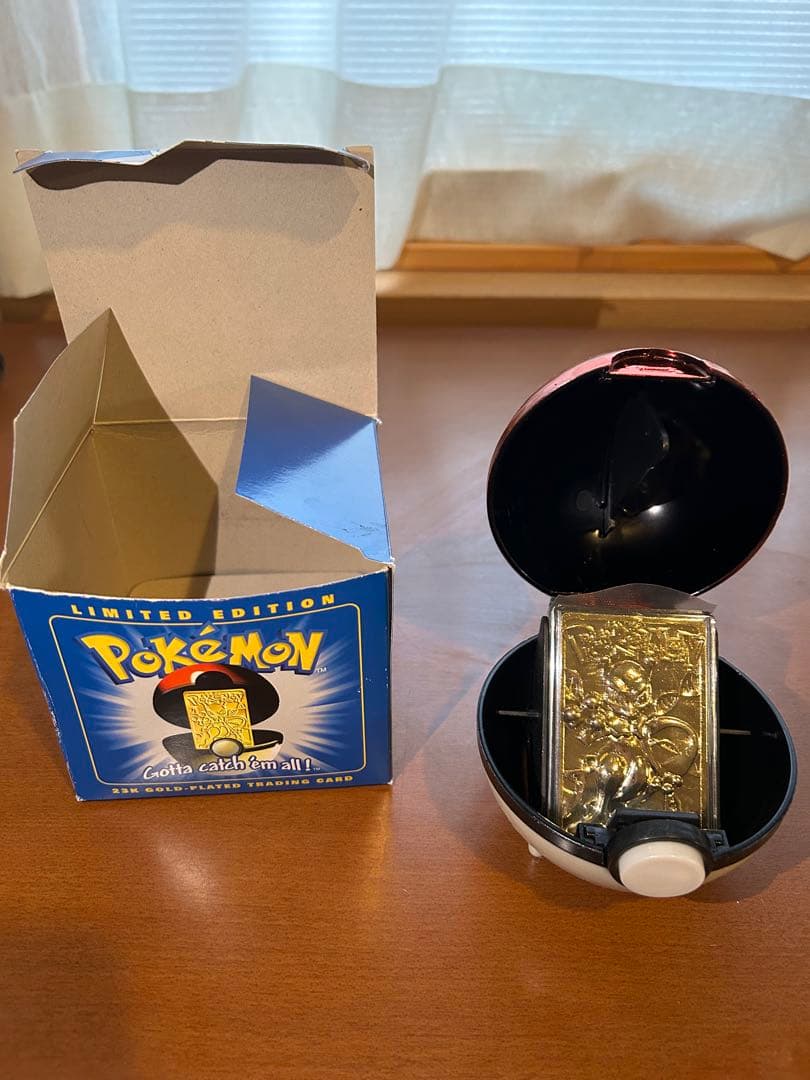 ポケモン金メッキミュウツー 限定版