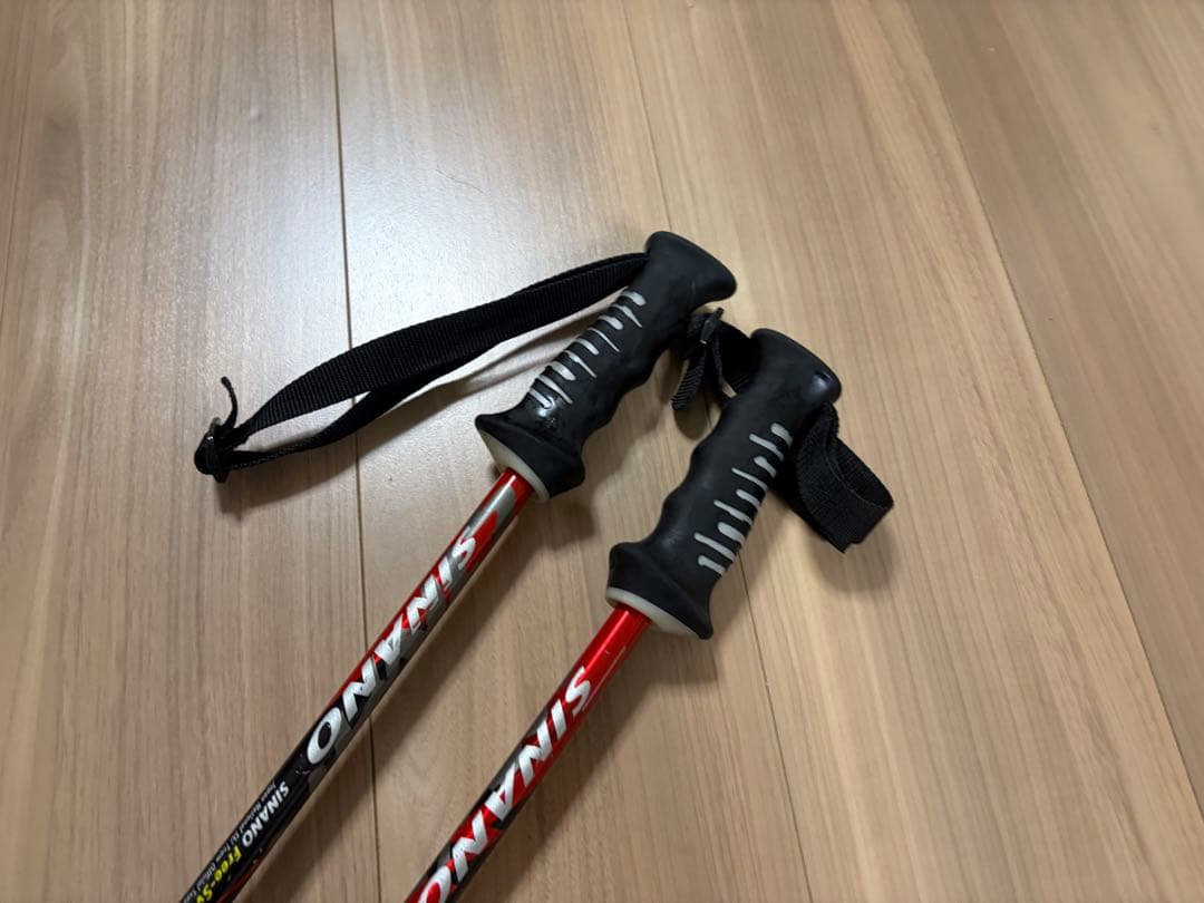 ★お洒落★シナノ　スキーポール ストック 収縮ポール　調整可能