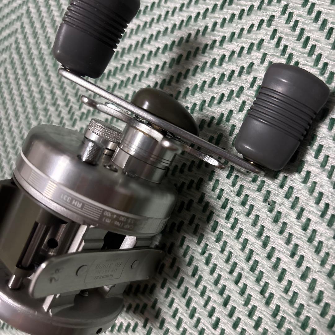 SHIMANO ベイトリール 92カルカッタ100