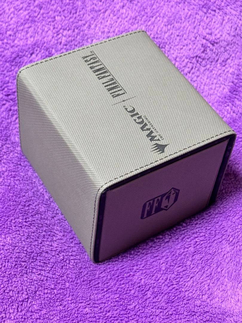 【１個】【未使用・箱無し】MTG FF Ⅶ セフィロス デッキボックス①