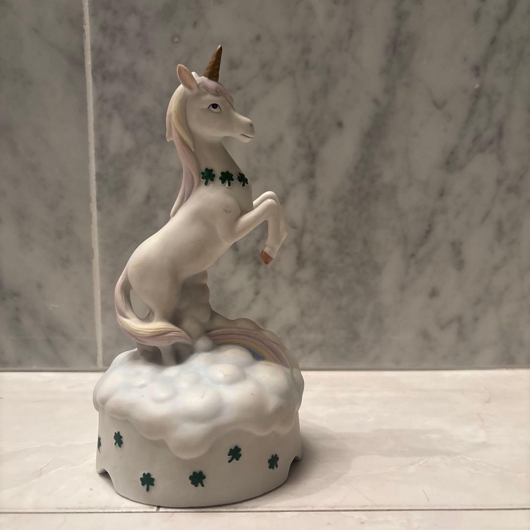 アメリカ80年代名門レフトン社美しいユニコーンのオルゴール陶器オブジェ