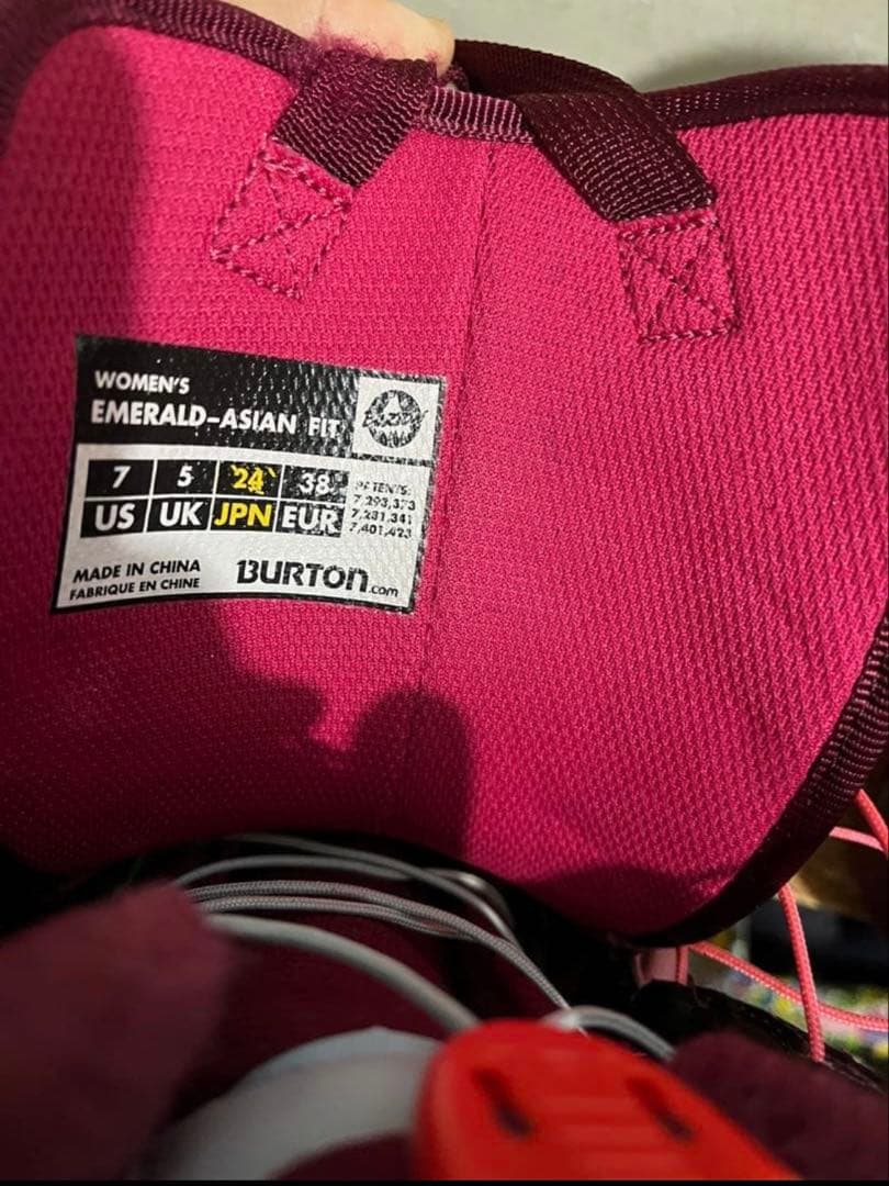 女性用最強オールラウンドブー \" ! BURTON EMERALD 24.0cm