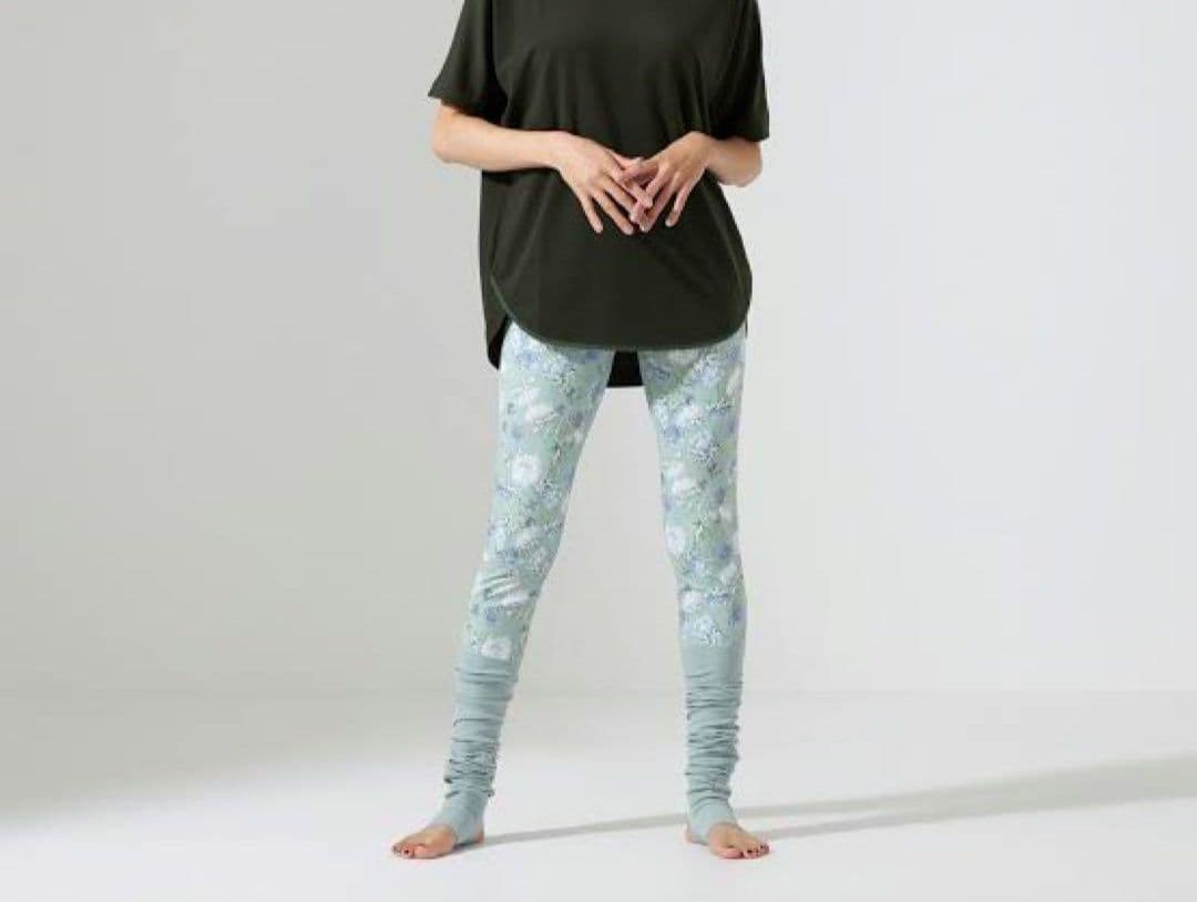 お値下げ　チャコット　ヨガ　ピラティス　レギンス