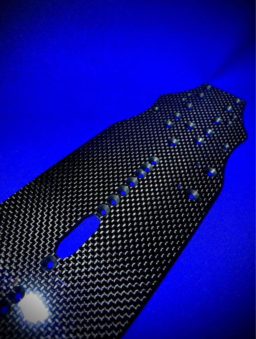 AXON TC10/3 用　カーボンシャーシ RC 蕨山Carbon