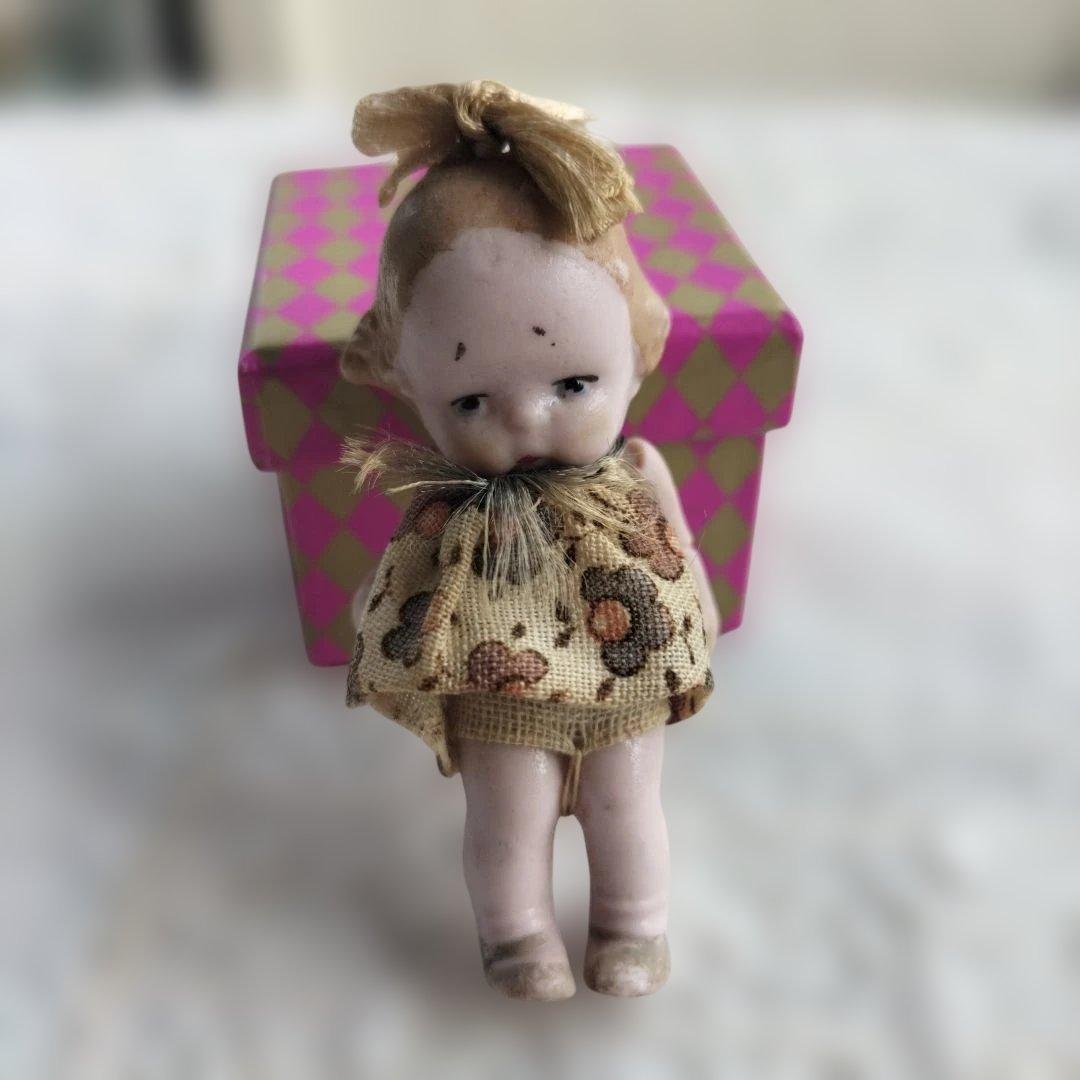 ドイツ　アンティーク　HERTWIG ミニチュアビスクドール　女の子