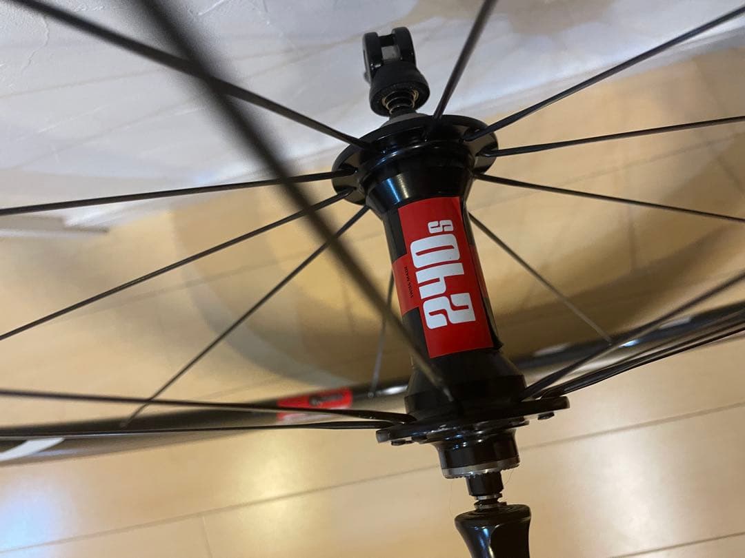 【極美品】FFWD F5R DT SWISS 240チューブラー　タイヤ付き