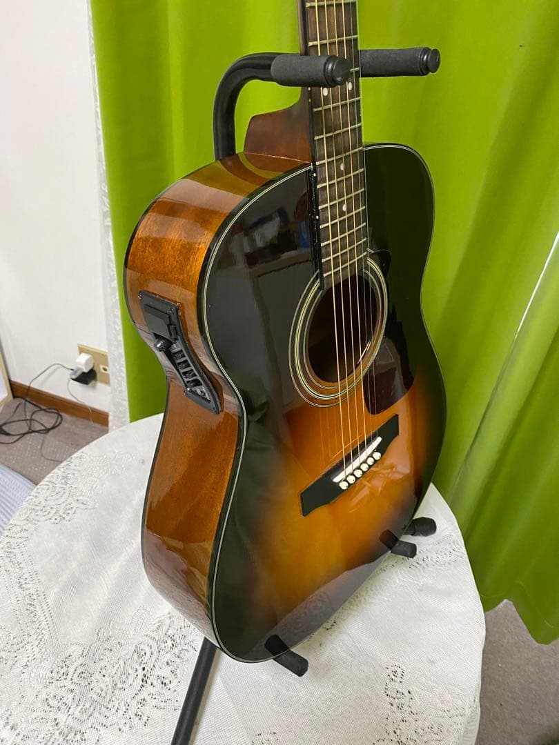 美品　弾き語りしようぜ！気分は谷村新司モーリスMFエレアコ　アコギもOK！