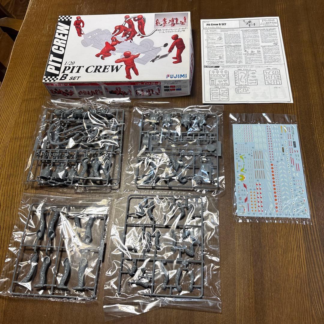 タミヤ　プラモデル　1/20 フェラーリ SF70H レッドブル　RB6 など