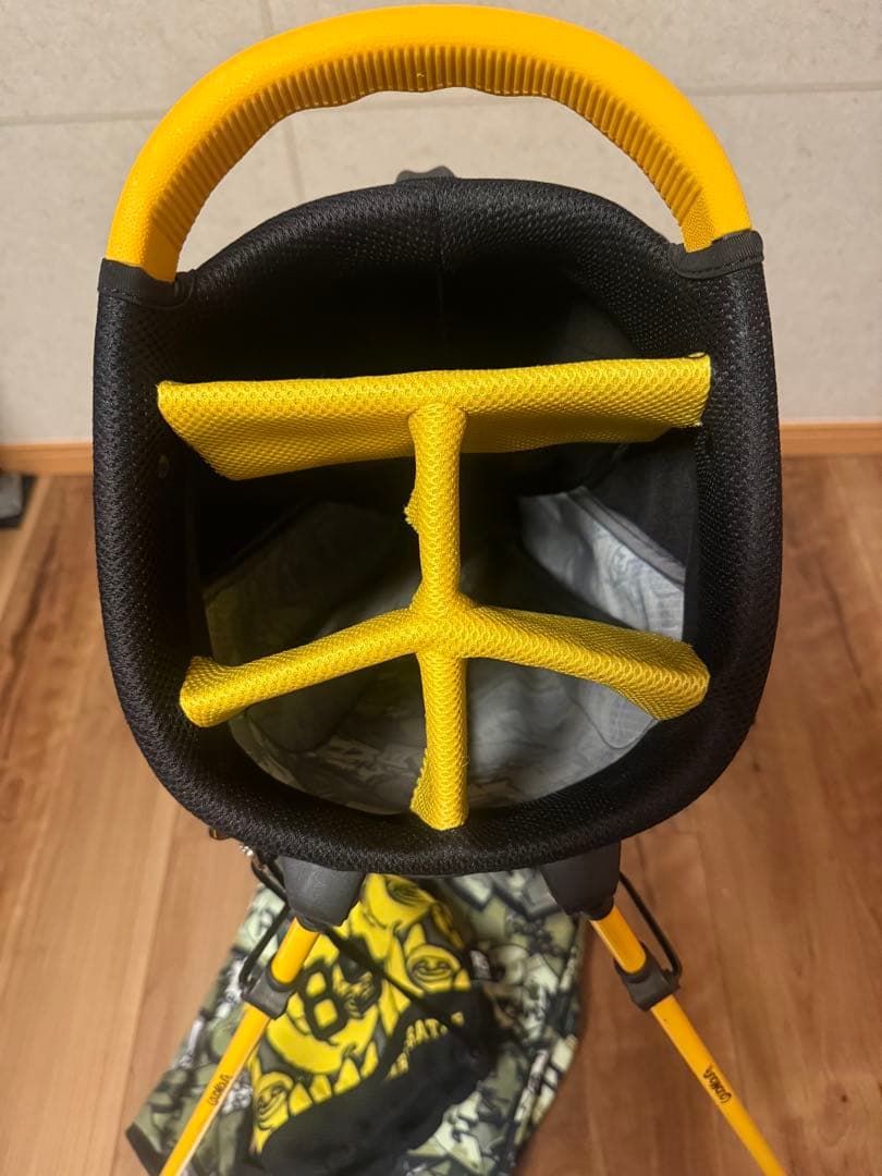 y*0様 ラウドマウス　キャディーバック　スタンド　レア　完売品　8.5型　パー