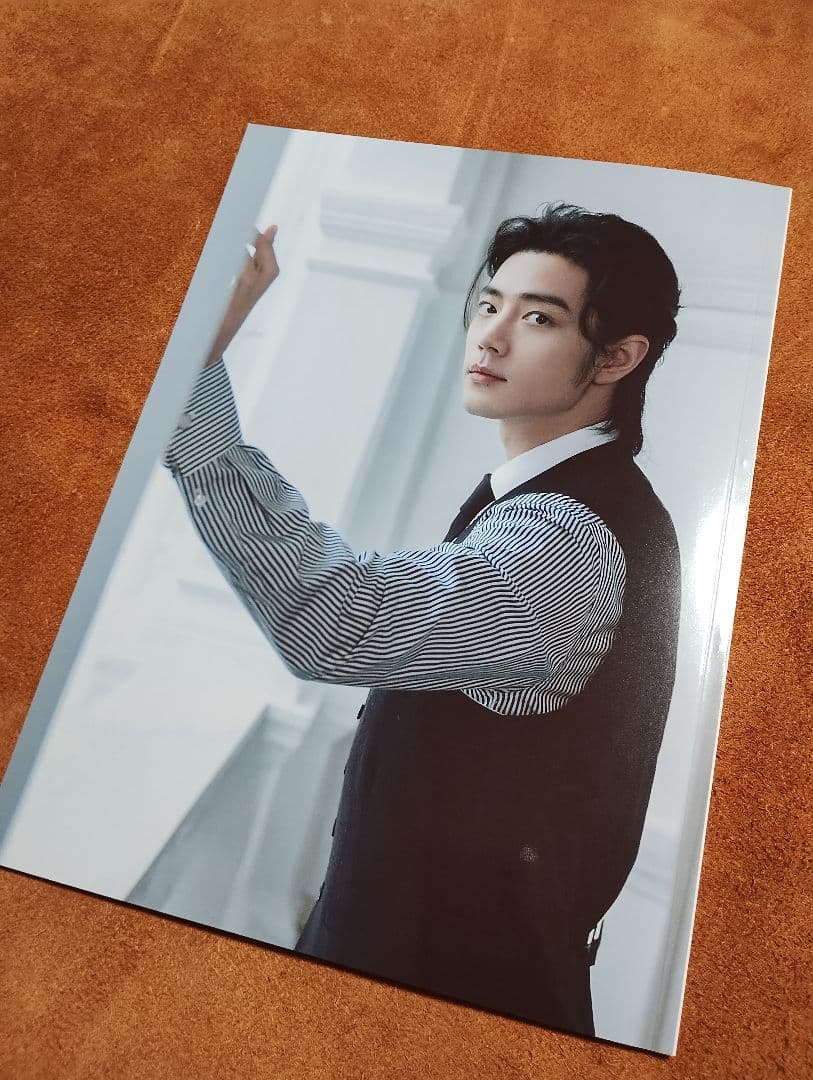 陳情令　肖戦最新作　ラルフローレンシンガポール写真集　A4サイズ28p