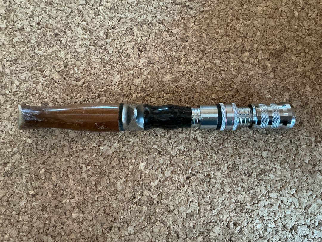 ヒトトキワークストラウトロッド　グリップ