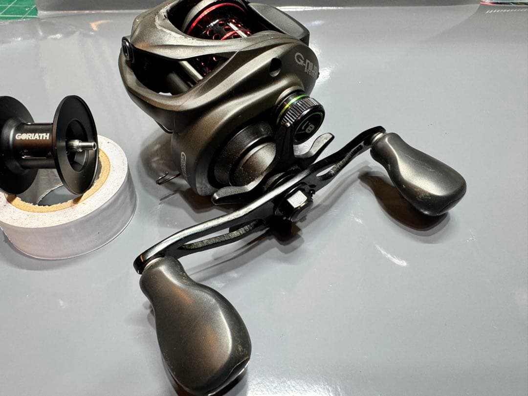 G-nisu【ゴライアス】左巻き8:1 替スプール付き　ジーニアス