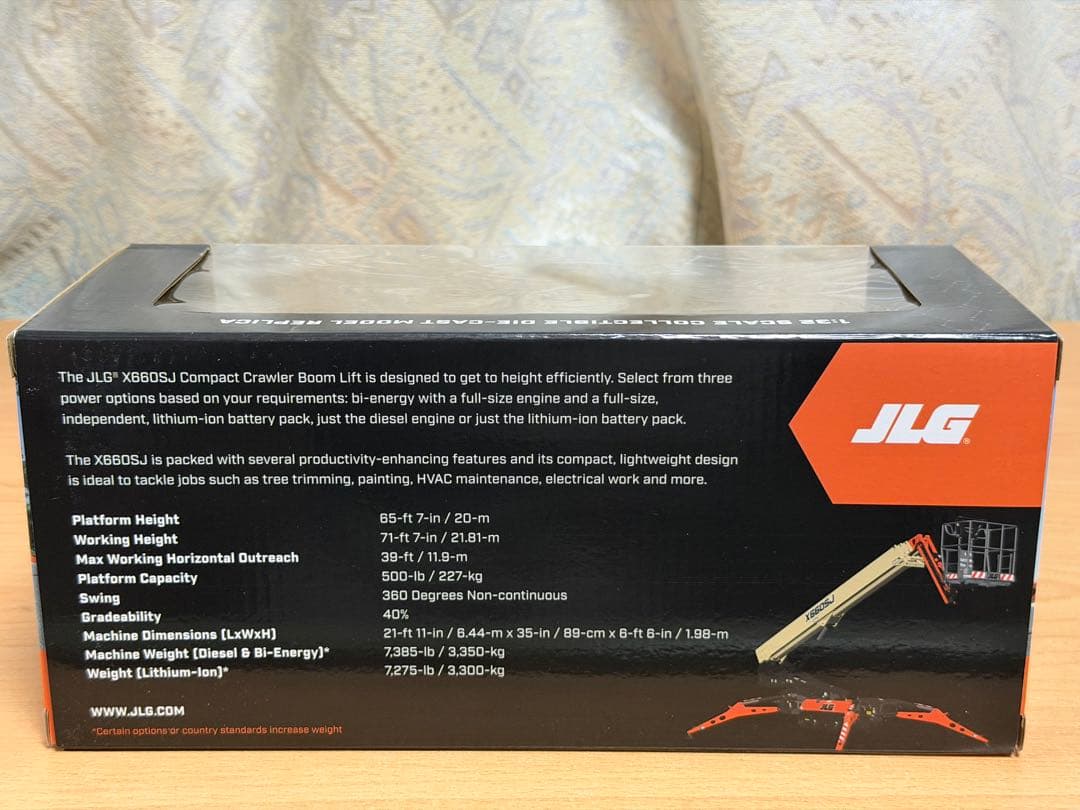 【新品未使用】 JLG X660SJ ブームリフト：建機 スケールモデル1/32