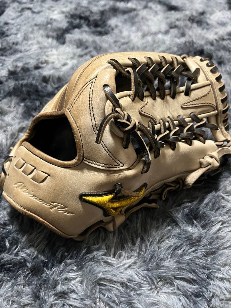 Mizuno Pro 硬式外野グローブ ベージュ