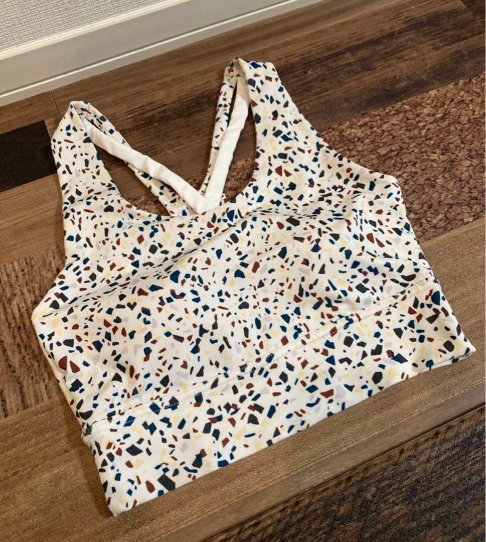 極美　emmi yoga エミヨガ　ヨガウェア　オフホワイト×カラフル　S