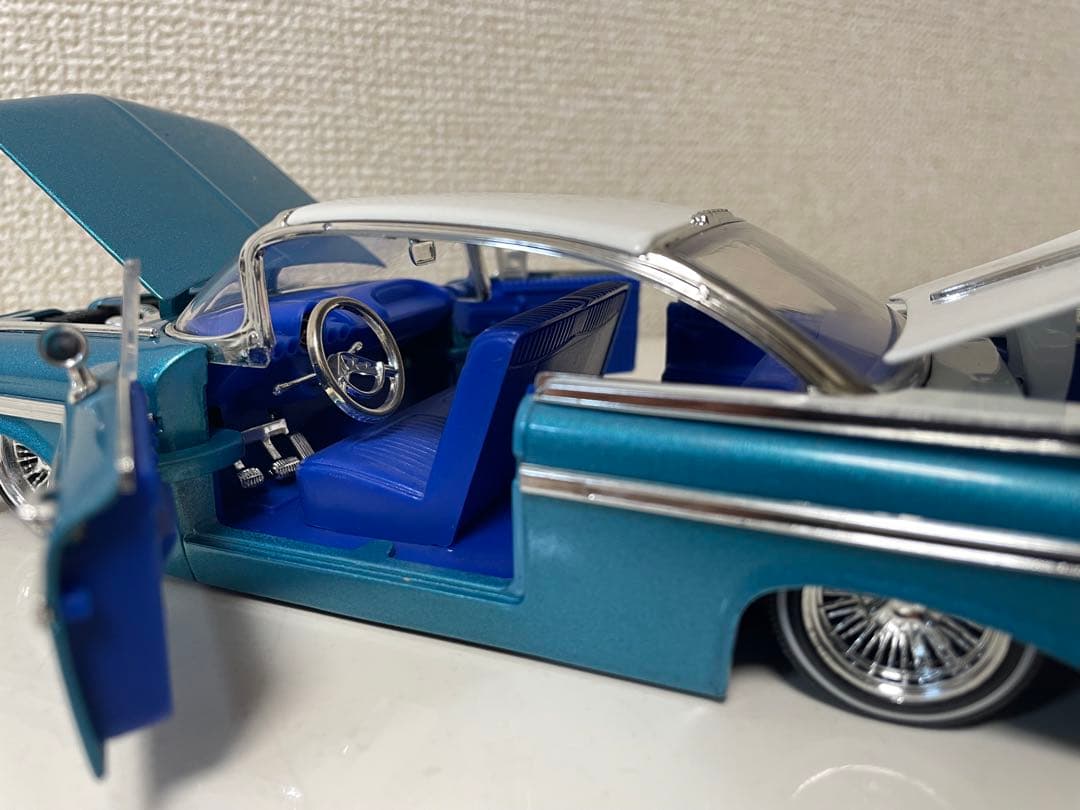 ミニカー CHEVY IMPARA