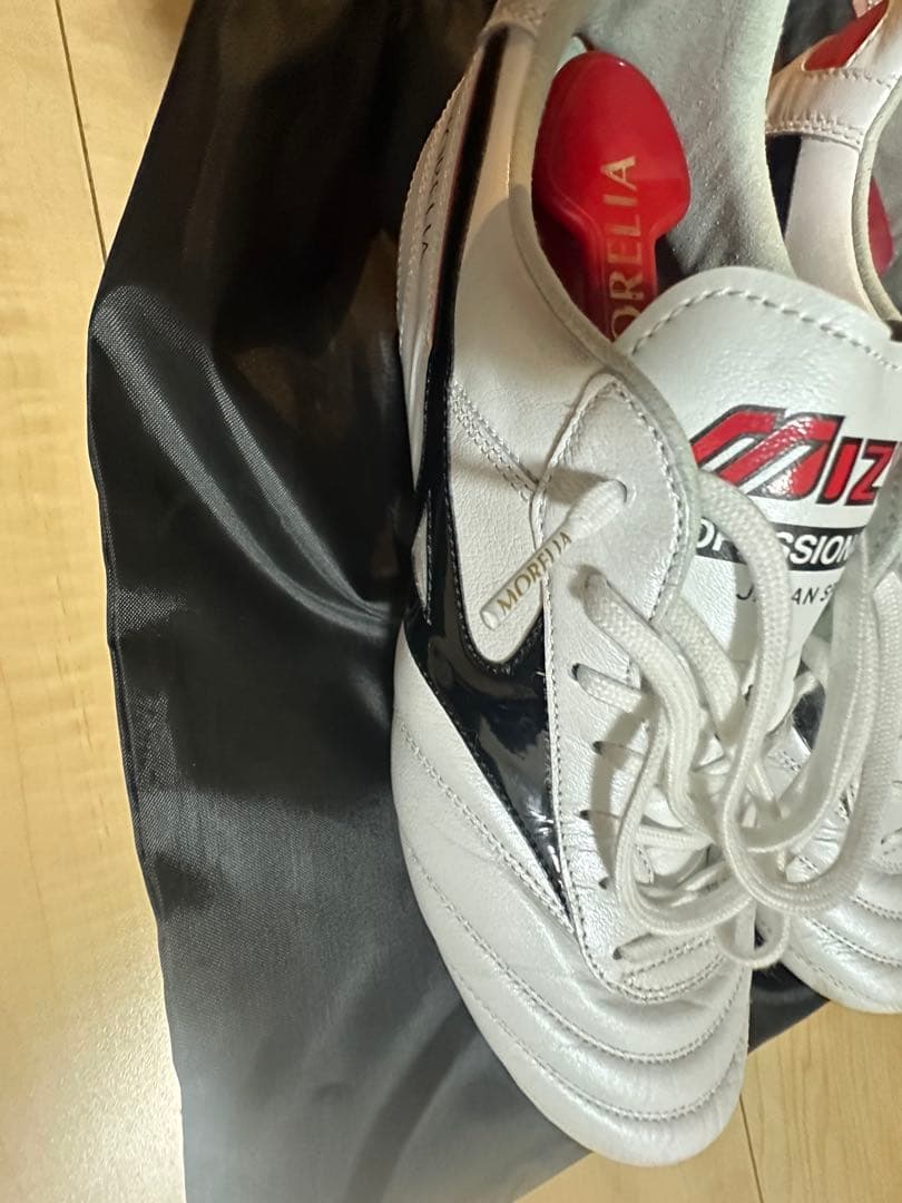 ほぼ未使用 新型ミズノ　モレリア 2 JAPAN ノーマル　26cm