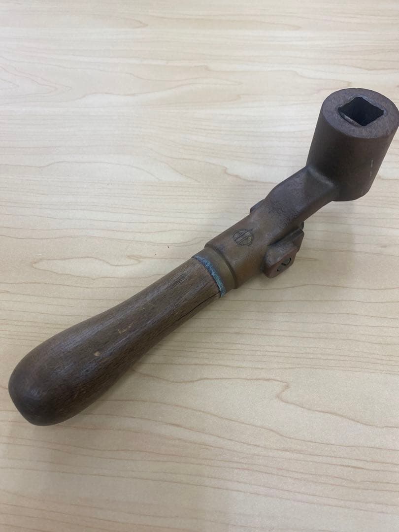 ◎⭐︎ 国鉄　ブレーキハンドル　木製グリップ　鉄道放出品　昭和レトロ　レバー　鉄道