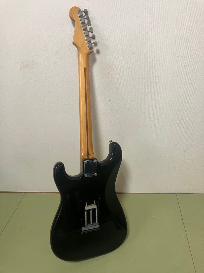 限界突破　fender japan ストラトキャスター　Eシリアル