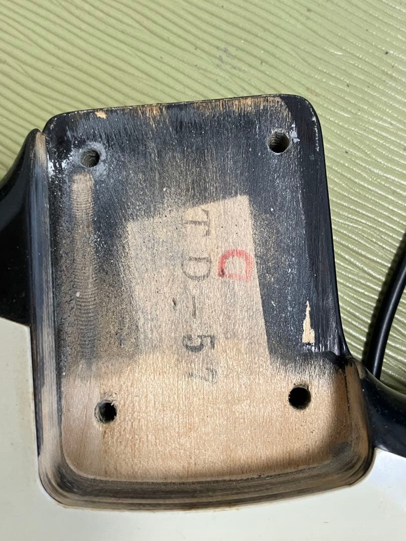 限界突破　fender japan ストラトキャスター　Eシリアル