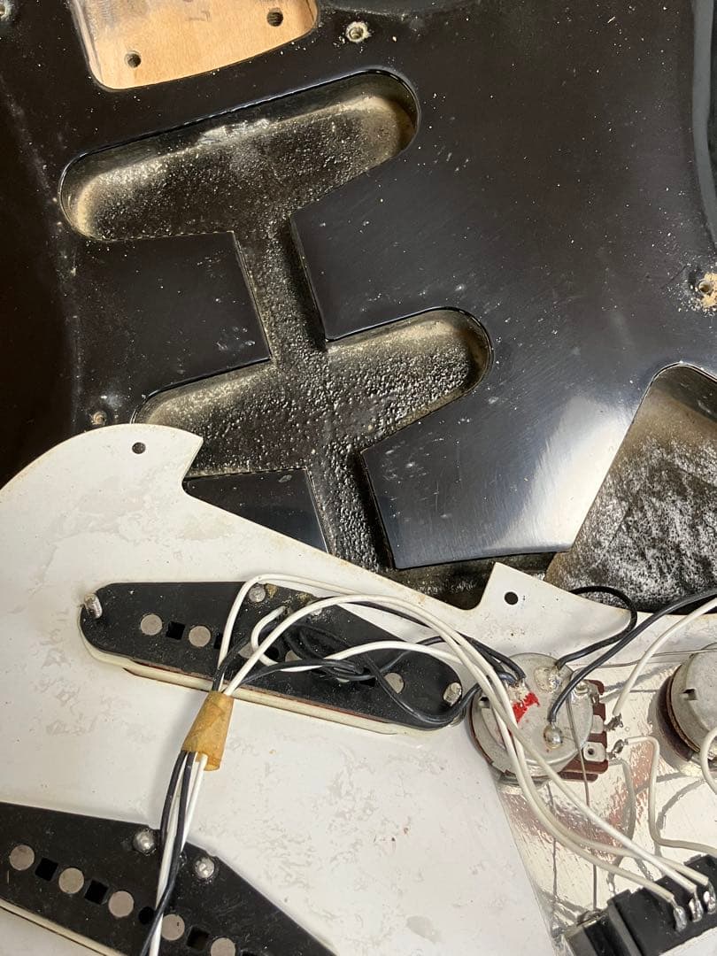 限界突破　fender japan ストラトキャスター　Eシリアル