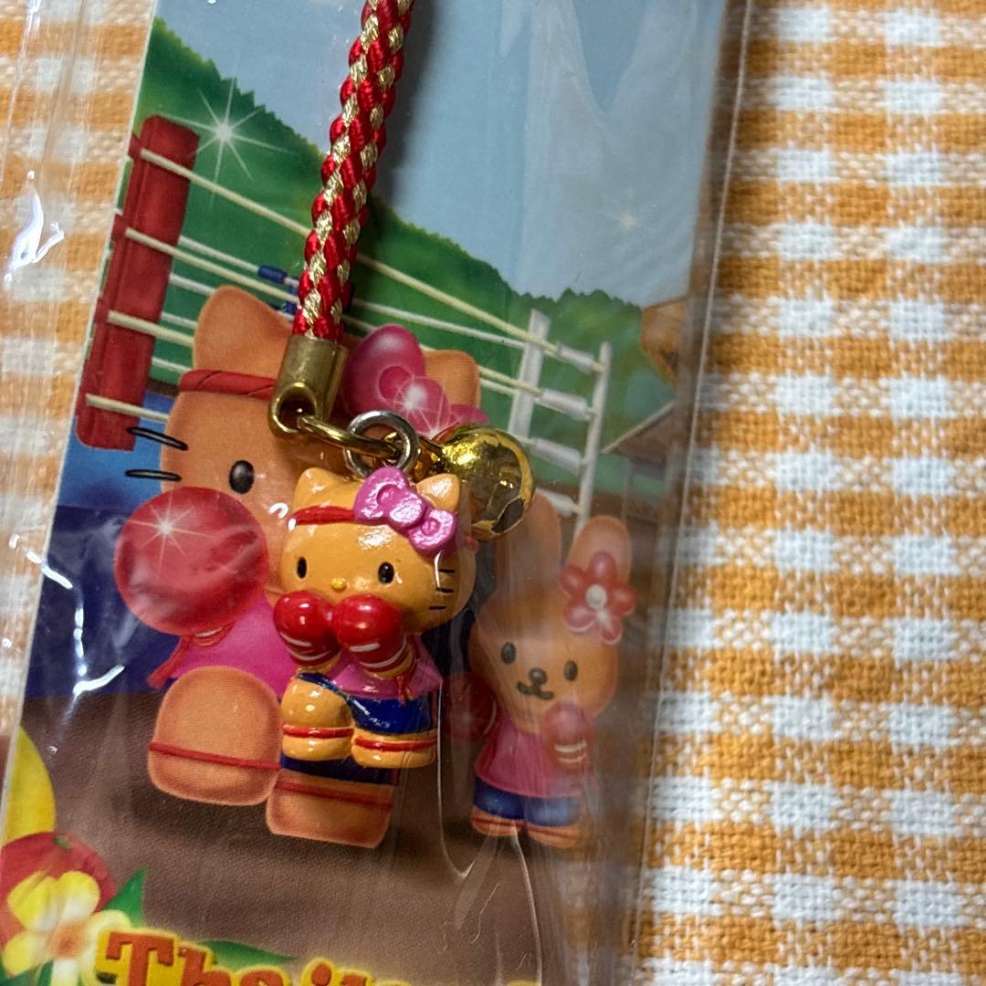 f*X様 タイ限定 ハローキティー キティ ストラップ ムエタイキティ　未使用