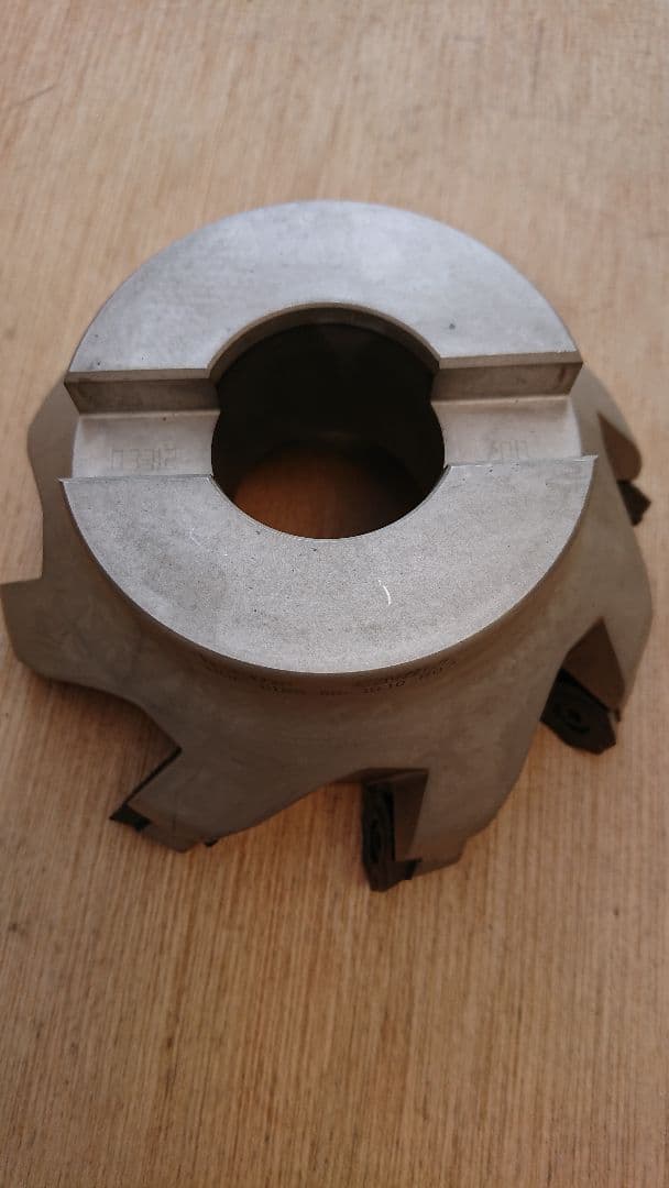 イスカル (ISCAR) フライスカッター+チップ12枚