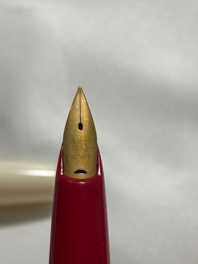 PILOT '70s新品 Elite 万年筆 18Kスクリプト　3本セット