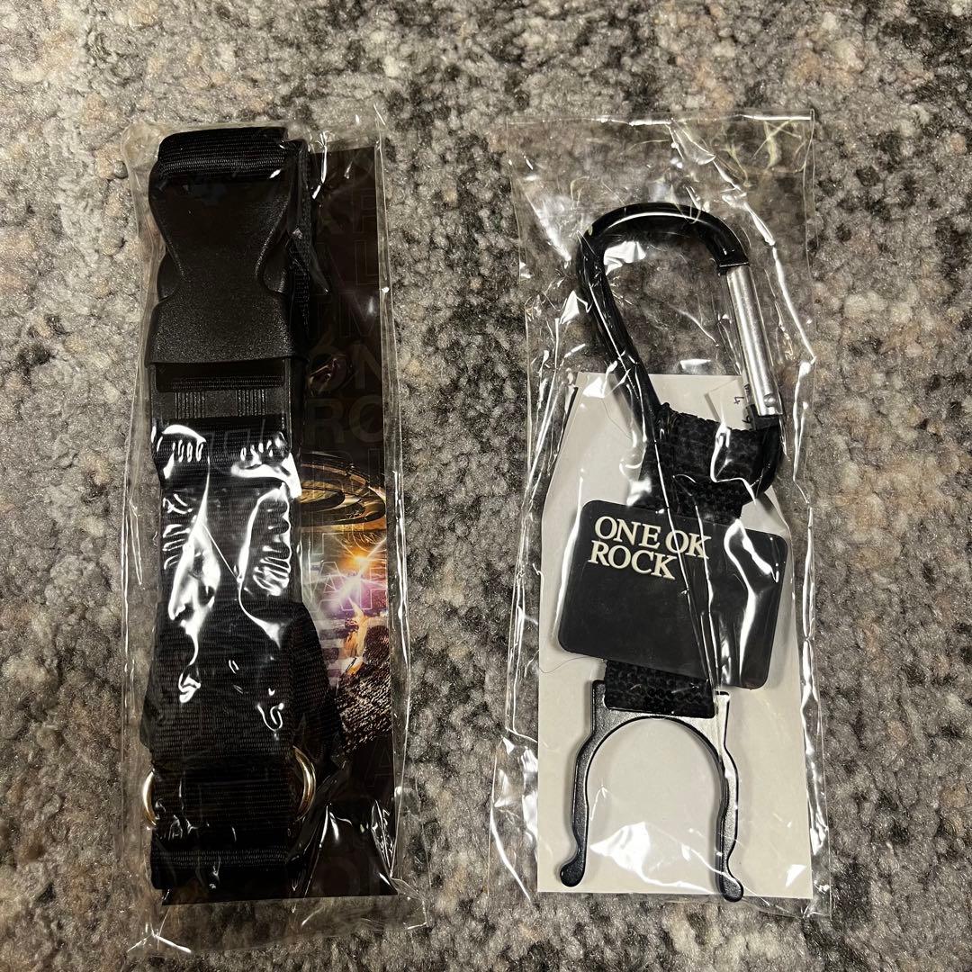 【新品未使用】ONE OK ROCK ボディバッグ 2018 など10点セット