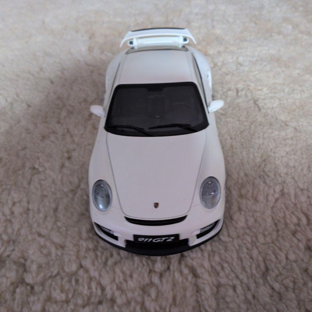 ポルシェ 911 GT2 ホワイトミニカー