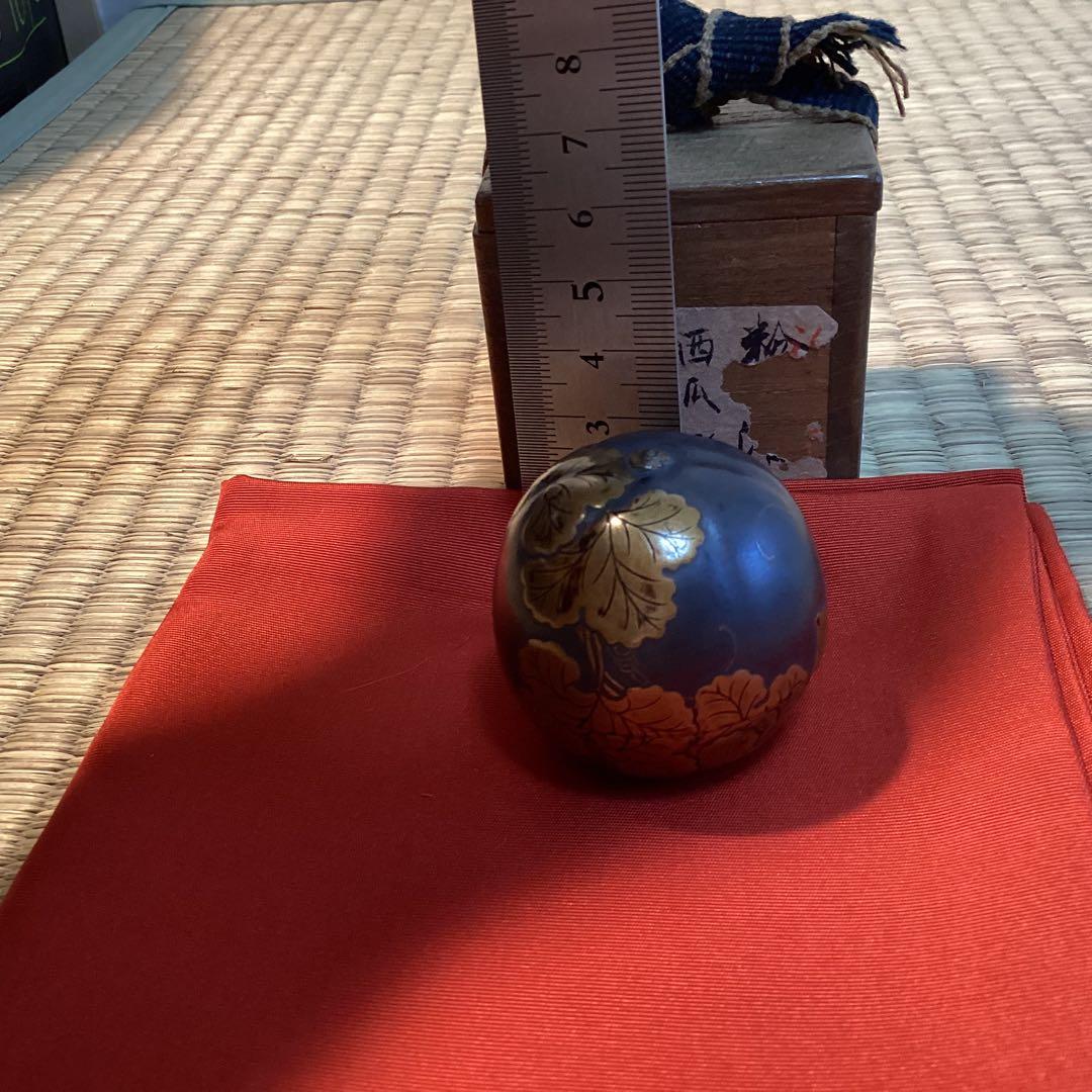 時代　西瓜形蒔絵豆香合　(茶箱に)