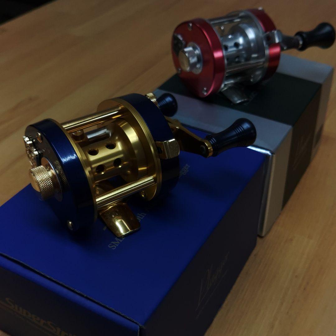 二台の値段未使用スミス　プラッガー50周年記念モデル右ハンドル・レッド右ハンドル