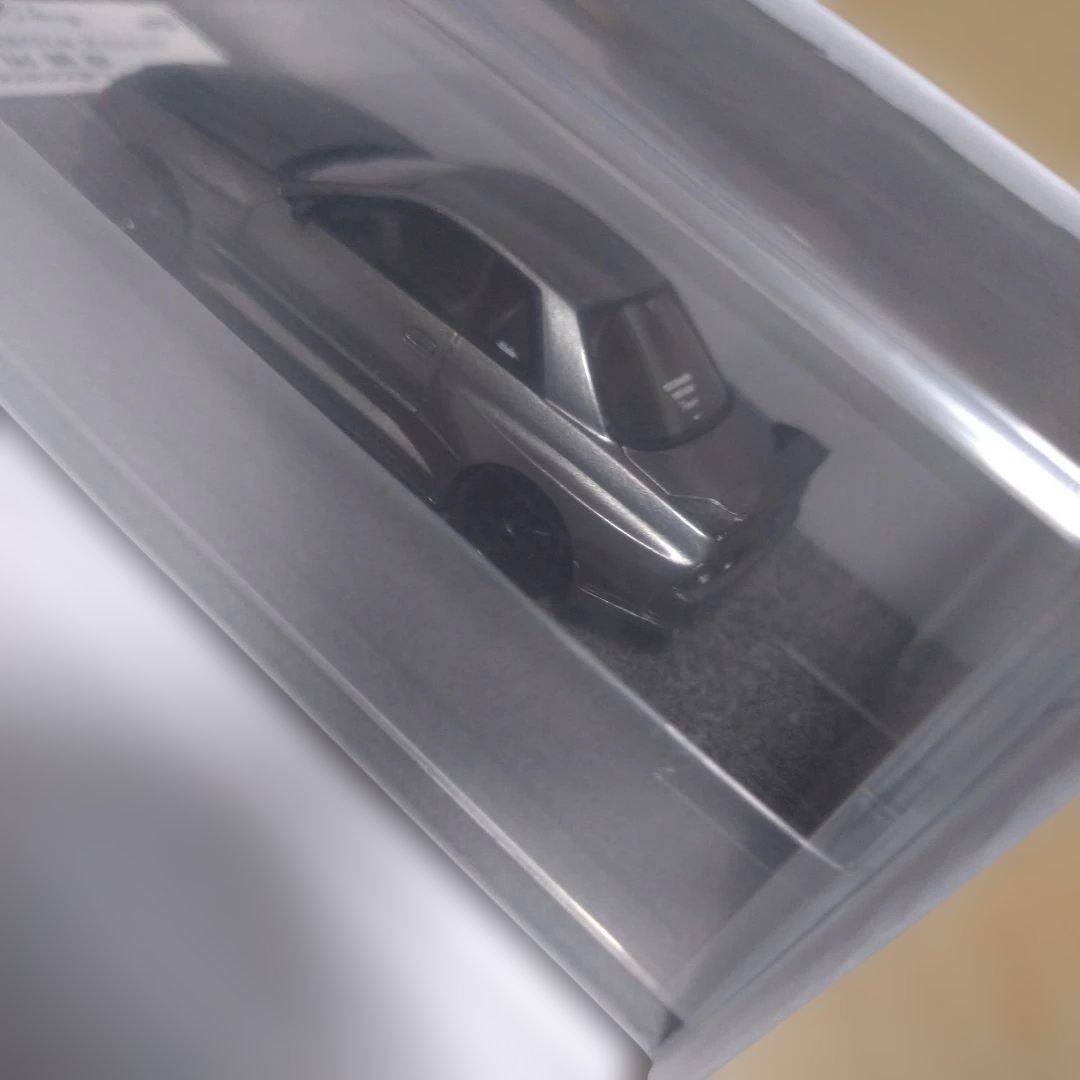 ミニカー R32GTR The laboratory 1/64