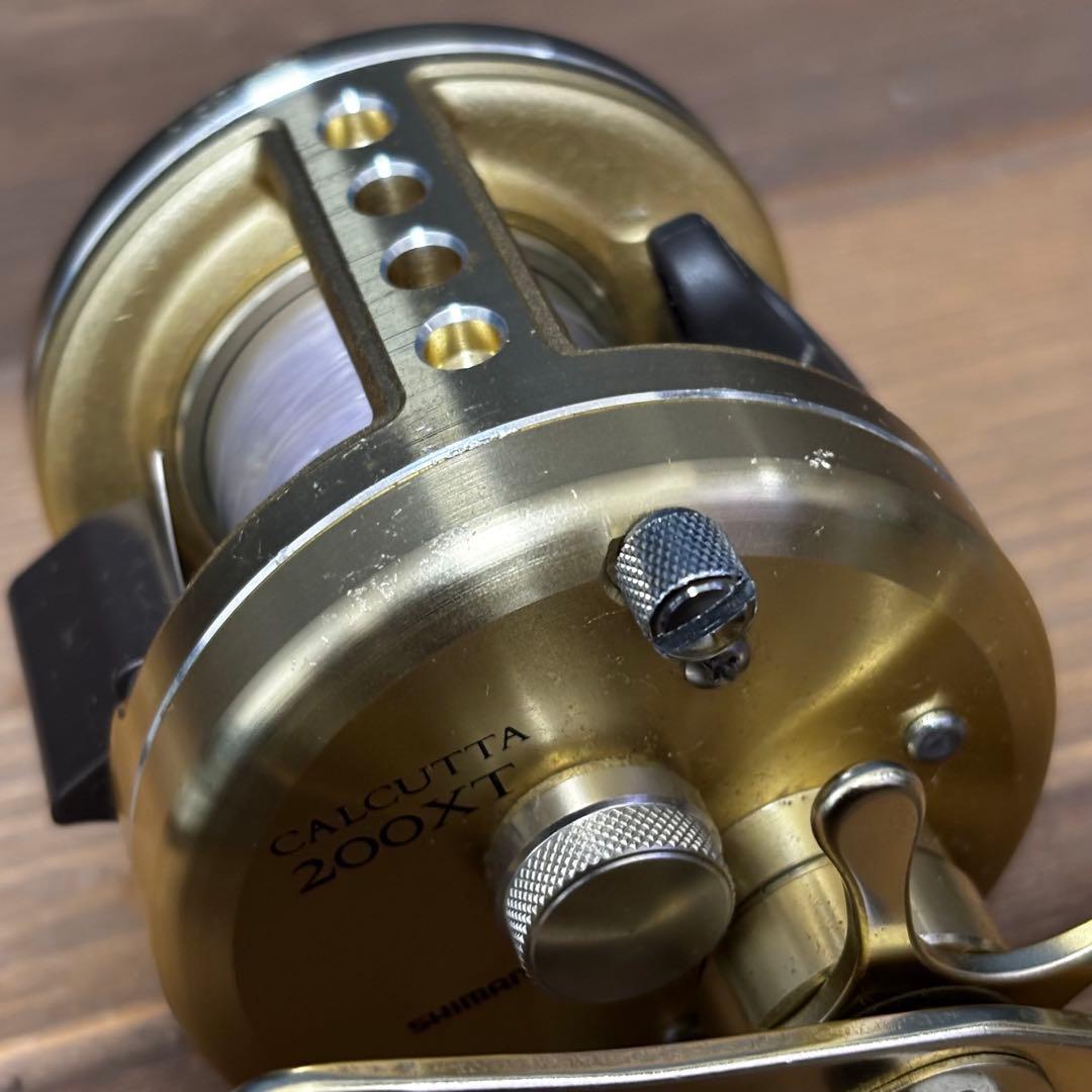 SHIMANO CALCUTTA カルカッタ 200XT