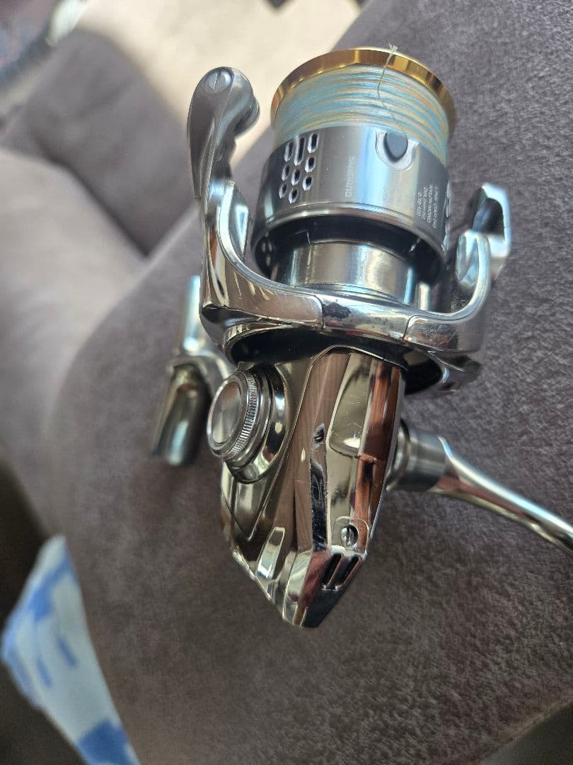 18ステラ2500SHG　メーカーにてオーバーホールして1度使用　バリアルノブ