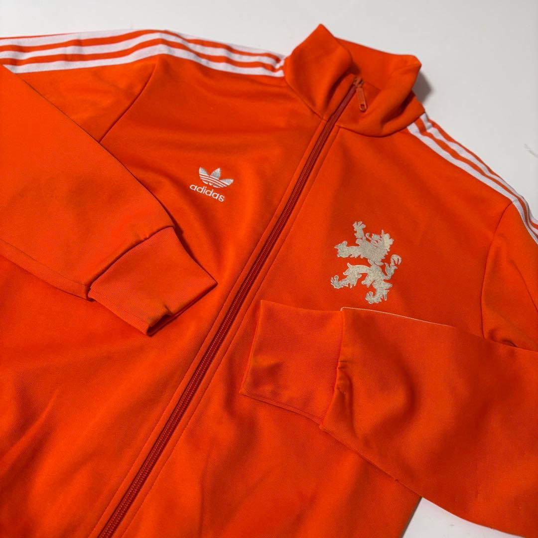 ☆人気　アディダス　ジャージ　トラックジャケット　刺繍ロゴ　オランダ代表　S