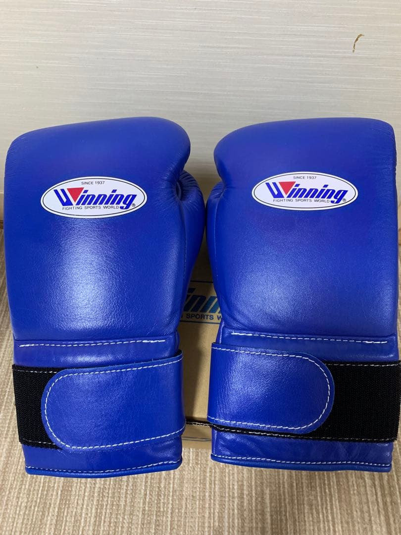 専用　ニャンコ先生様　Winning ボクシンググローブ 14 oz 青