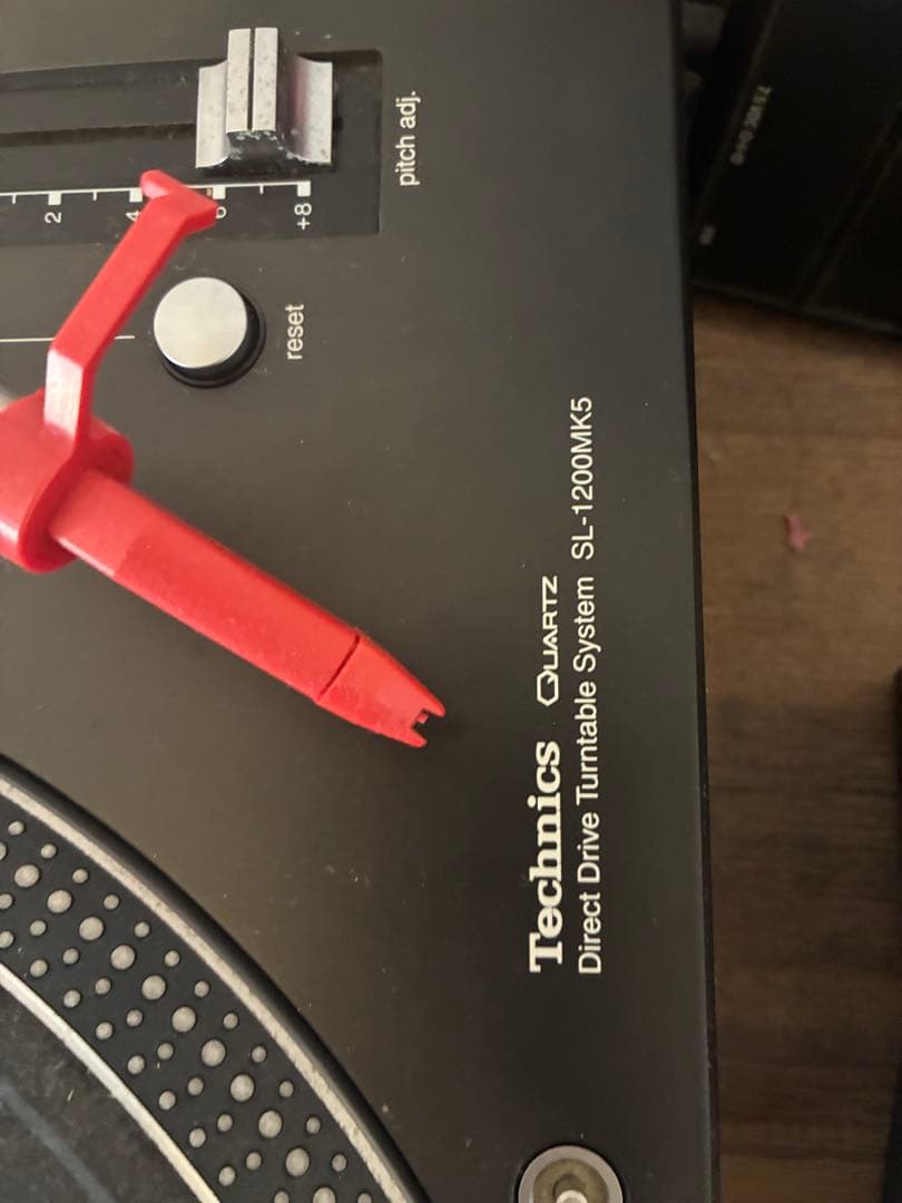 Technics SL-1200MK5 ターンテーブルとPioneerミキサー