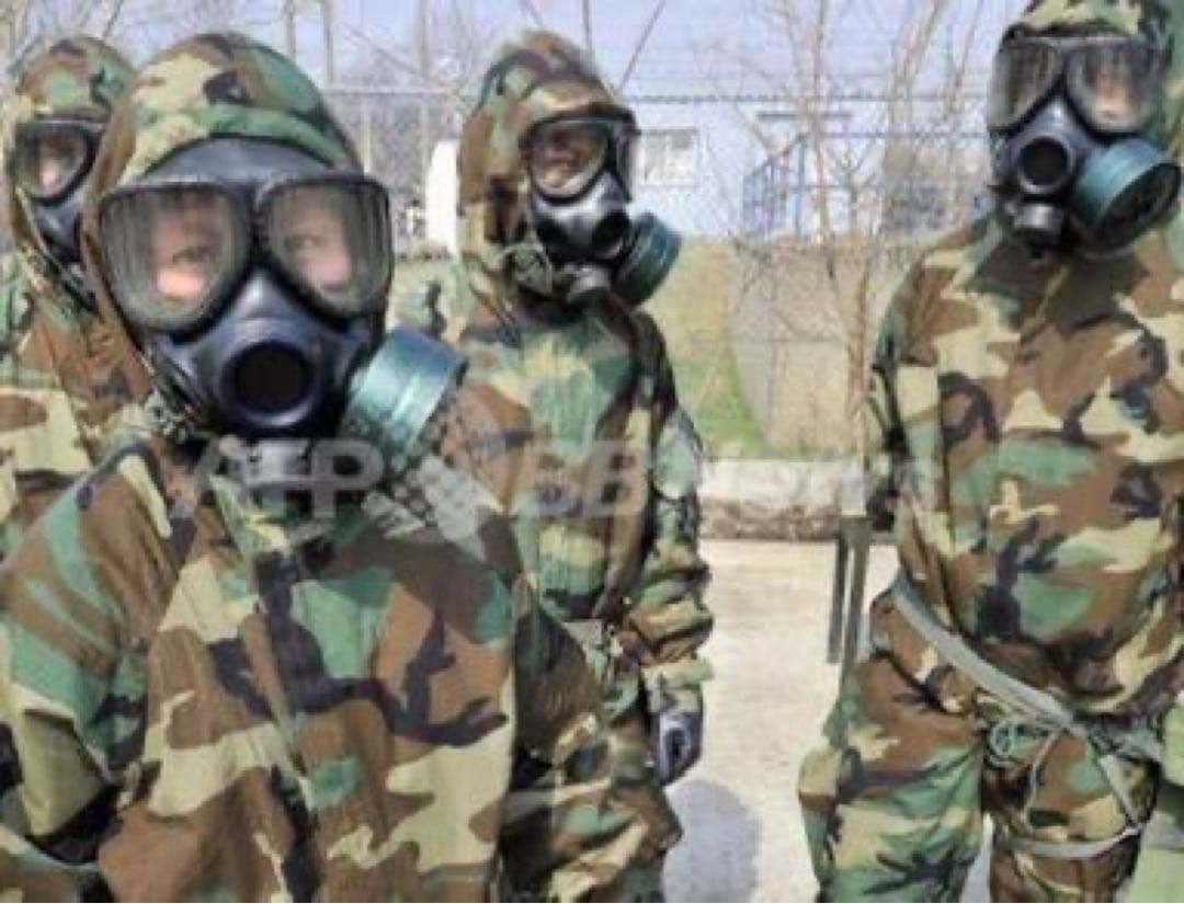 米軍放出品　科学防護服　中古 ウッドランドカモ