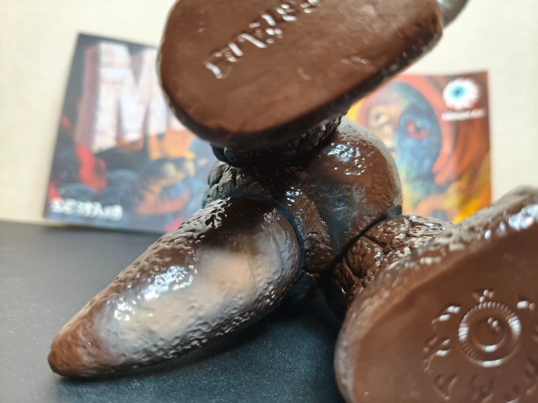 特撮 MISHKA/BADTEETHCOMICS LESTANG NICOLAS