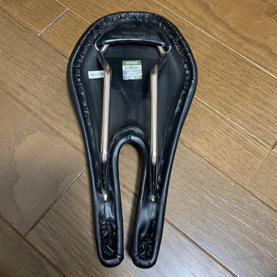 ism PL1.0ロードバイクサドル