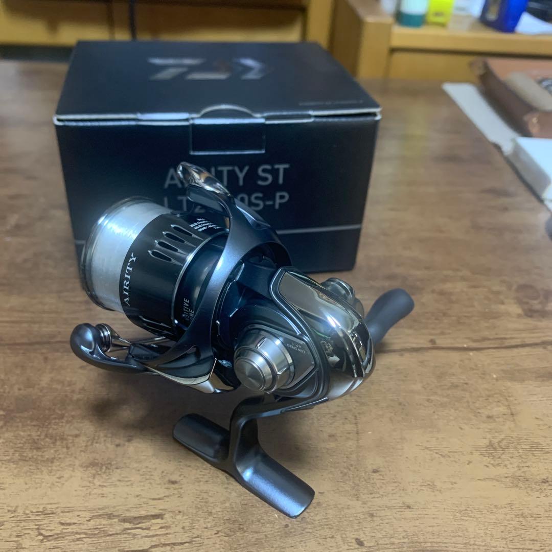 ダイワ　23エアリティ　 ST LT2000S-P 極美品