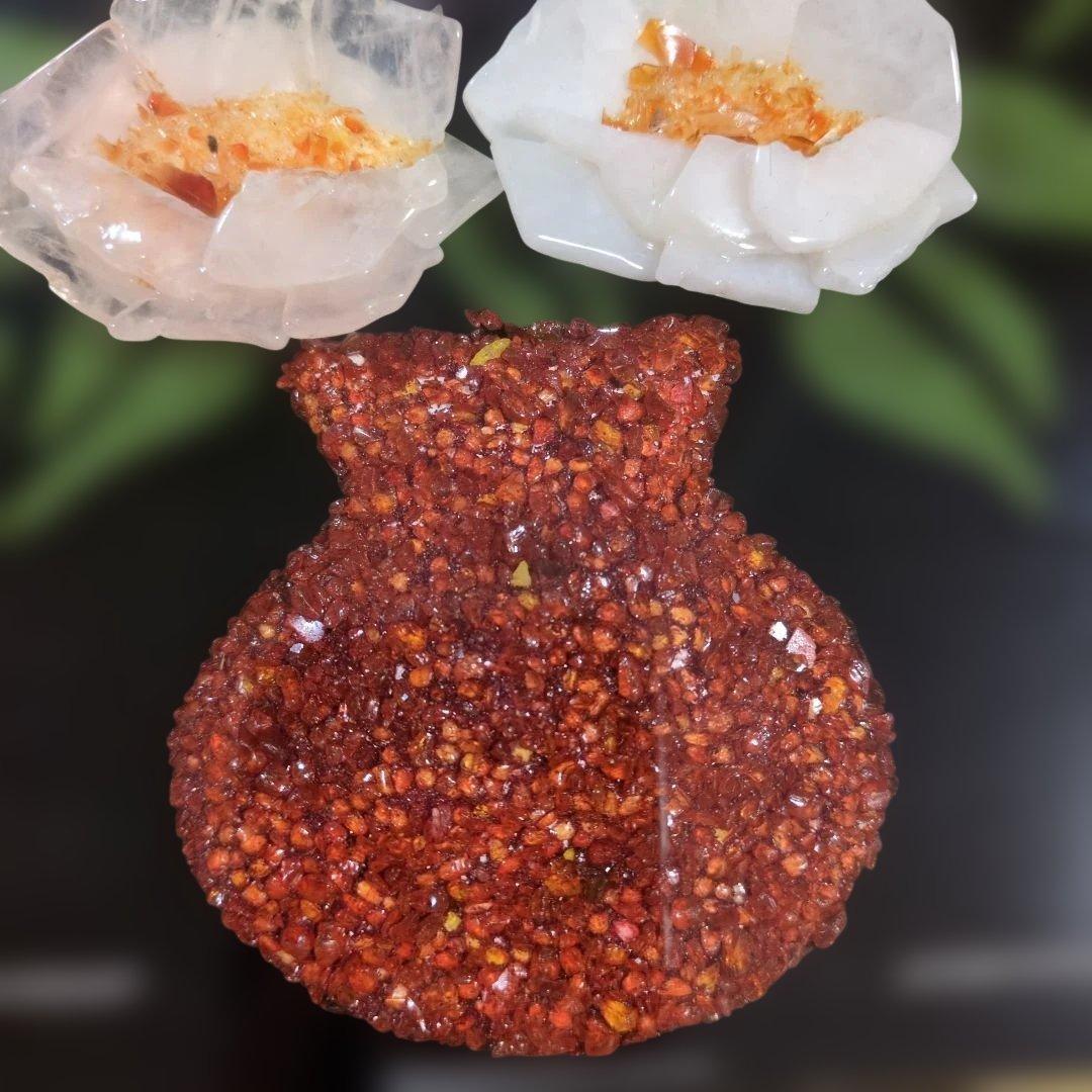 メノウを使用した装飾の花瓶と花のアート