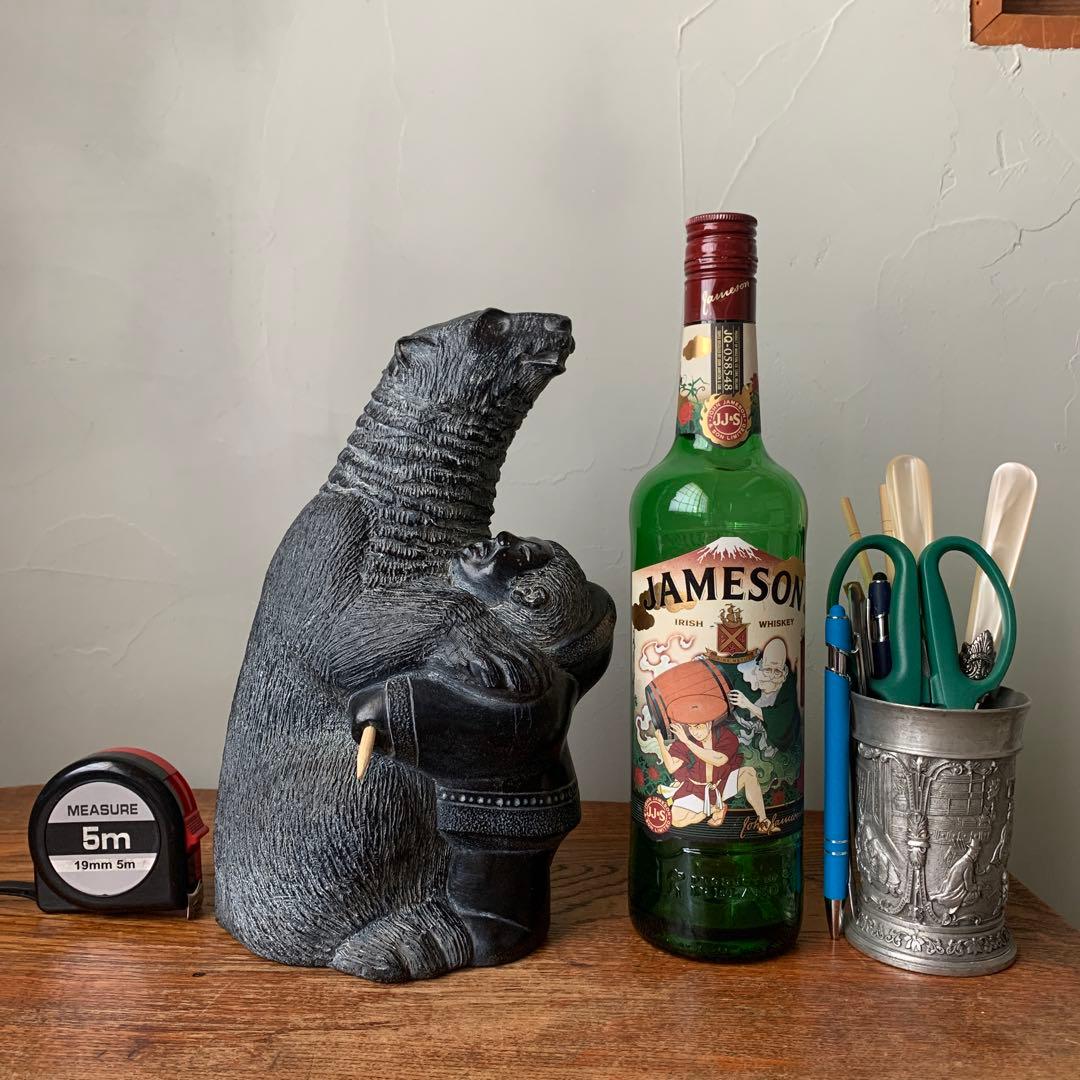 ビンテージ　シロクマ　エスキモー　ネイティブアメリカン　ハンドクラフト　彫刻