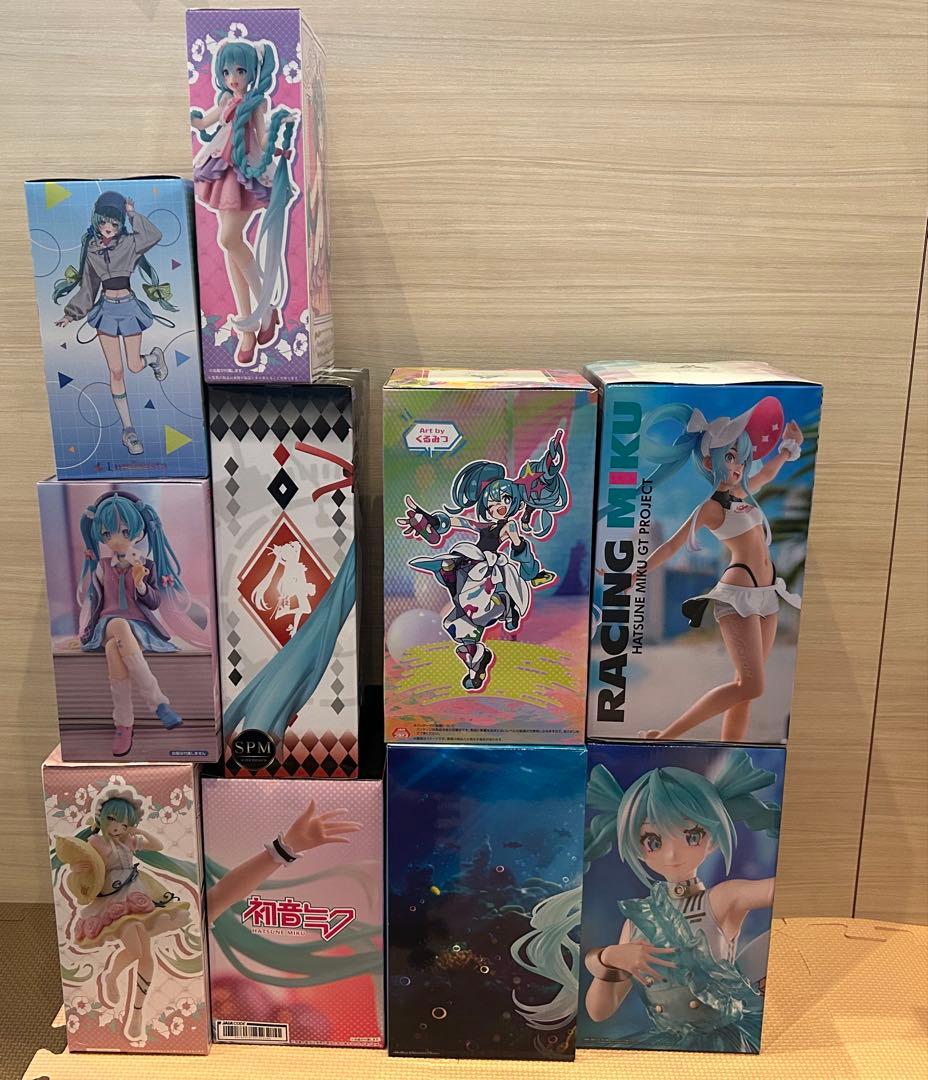 初音ミク　プライズフィギュア　まとめ売り　25点セット